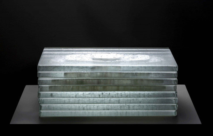 Sculpture « Vanishing Barge » en verre et argent.