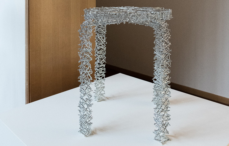 Le tabouret « Burning Aalto » évoque l’esprit d’Alvar Aalto, toujours aussi inspirant pour Illka Suppanen et les designers contemporains.