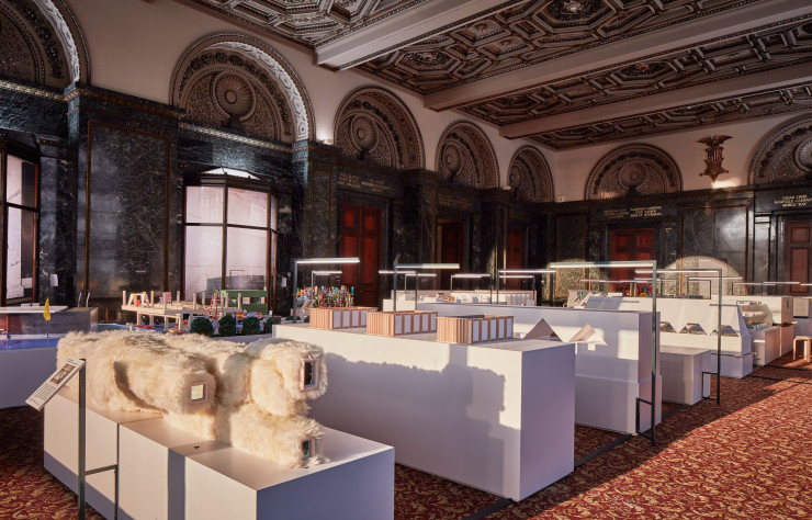 Installation Horizontal City dans le GAR Hall du Chicago Cultural Center (2017).