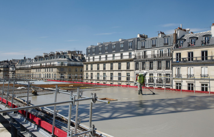 L’agence VU s’occupe de raconter le chantier de la Samaritaine.