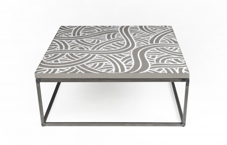 Table basse « Ligne 6 », 75 x 75 x 30 cm, 1 446 €.