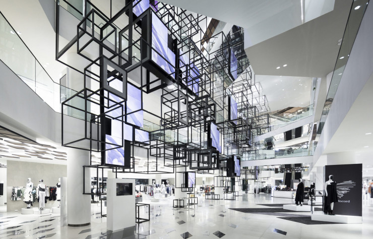 Centre commercial Siam Discovery à Bangkok par les studios Nendo et Onndo.