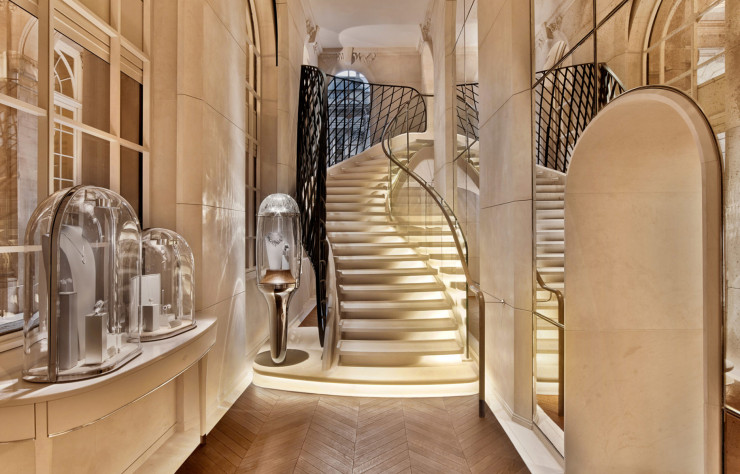 Magasin Van Cleef & Arpels par l’agence Jouin-Manku.