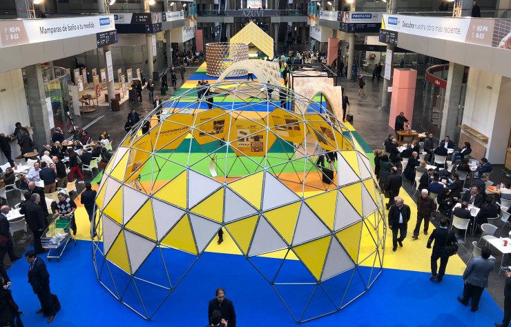 Le hall du Cevisama 2018.