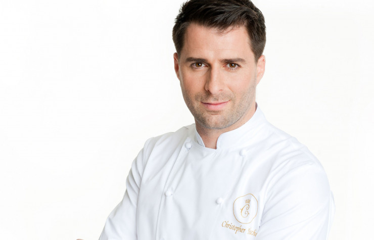 Dans une nouvelle salle à échelle très humaine, L’Écrin, le restaurant du Crillon tenu par Christopher Hache, a profité, comme son chef, de la longue période des travaux pour opérer sa mue.