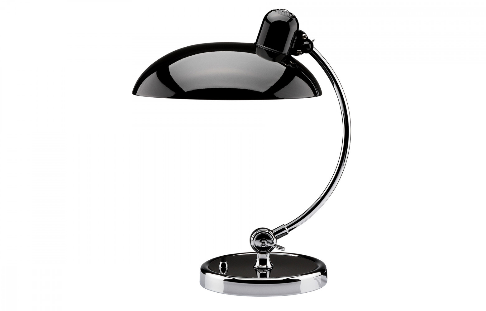 Lampe Kaiser Idell (1931), en acier et laiton, design Christian Dell, 657 €. Fritz Hansen