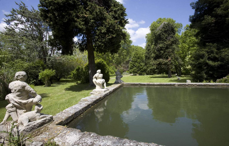 Le domaine du Château de Roussan à Saint-Rémy-de-Provence, une immersion en pleine nature.