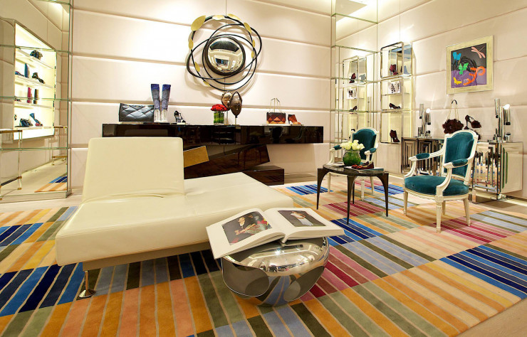 A Dubaï, boutique Roger Vivier inaugurée en 2012.