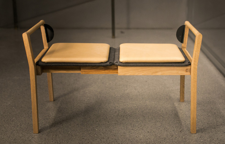 « Plus One », version banc.