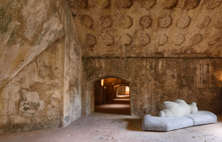 En 2017, à la foire du mobilier de Milan, le « Bear-Ice Pack » de Francesco Binfaré a remporté le prix du meilleur produit dans la catégorie « Ameublement »