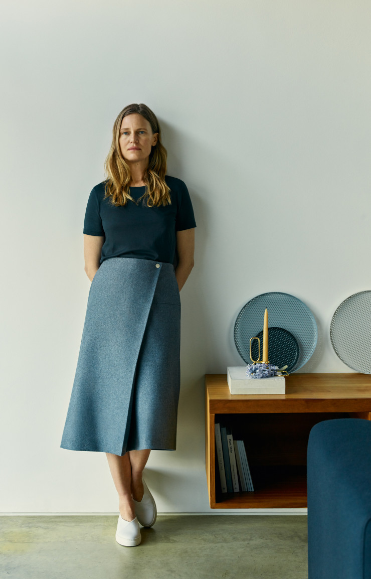 La collection décline la palette de la filiale d’H&M sur les objets de l’éditeur danois.