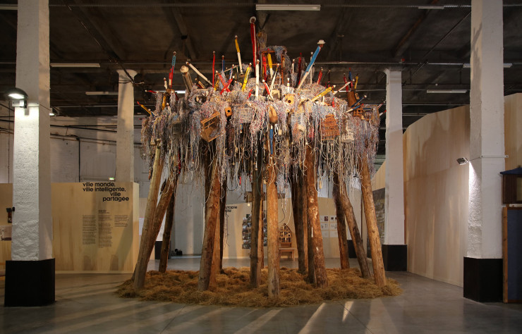 Pascale Marthine Tayou, « Home Sweet Home » (2011).