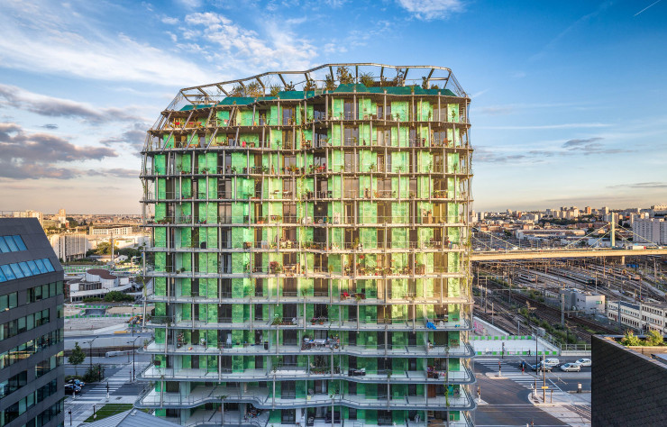 Immeuble de logements, crèche et commerces M6B2 tour de la biodiversité, Paris XIIIe (2016).