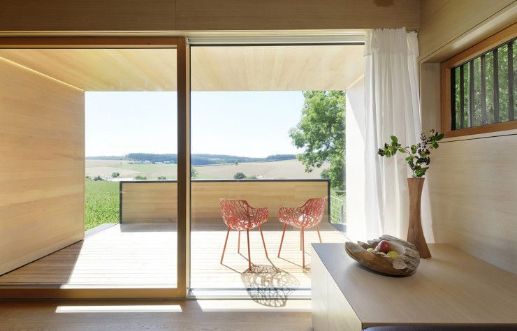 Le bois fond le décor dans la nature environnante…