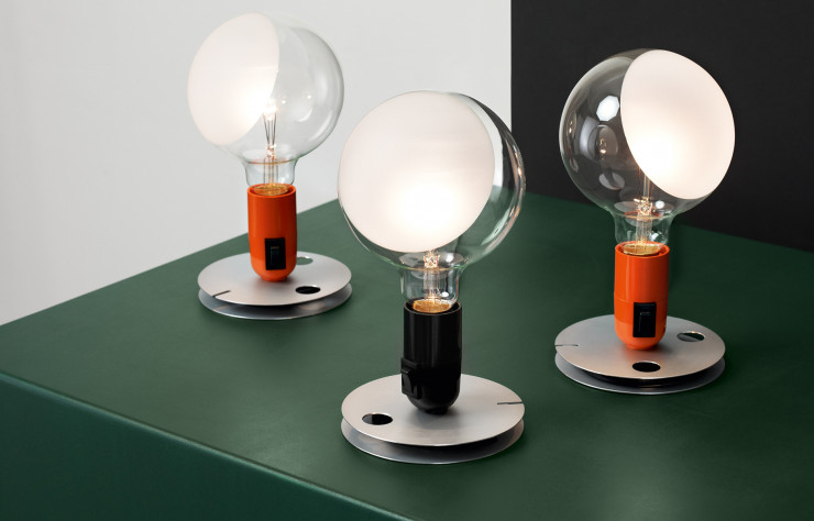 Lampe de table « Lampadina » d’Achille Castiglioni (1972, Flos).