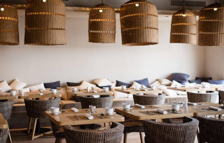 Le luxe se mêle à une identité corse savamment travaillée autour de la cuisine locale brillamment orchestrée par le chef Clément Collet.