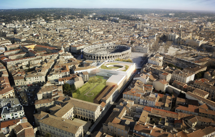 Avec sa rue intérieure, son jardin et sa terrasse publics, le musée est conçu comme une extension de l’espace urbain.