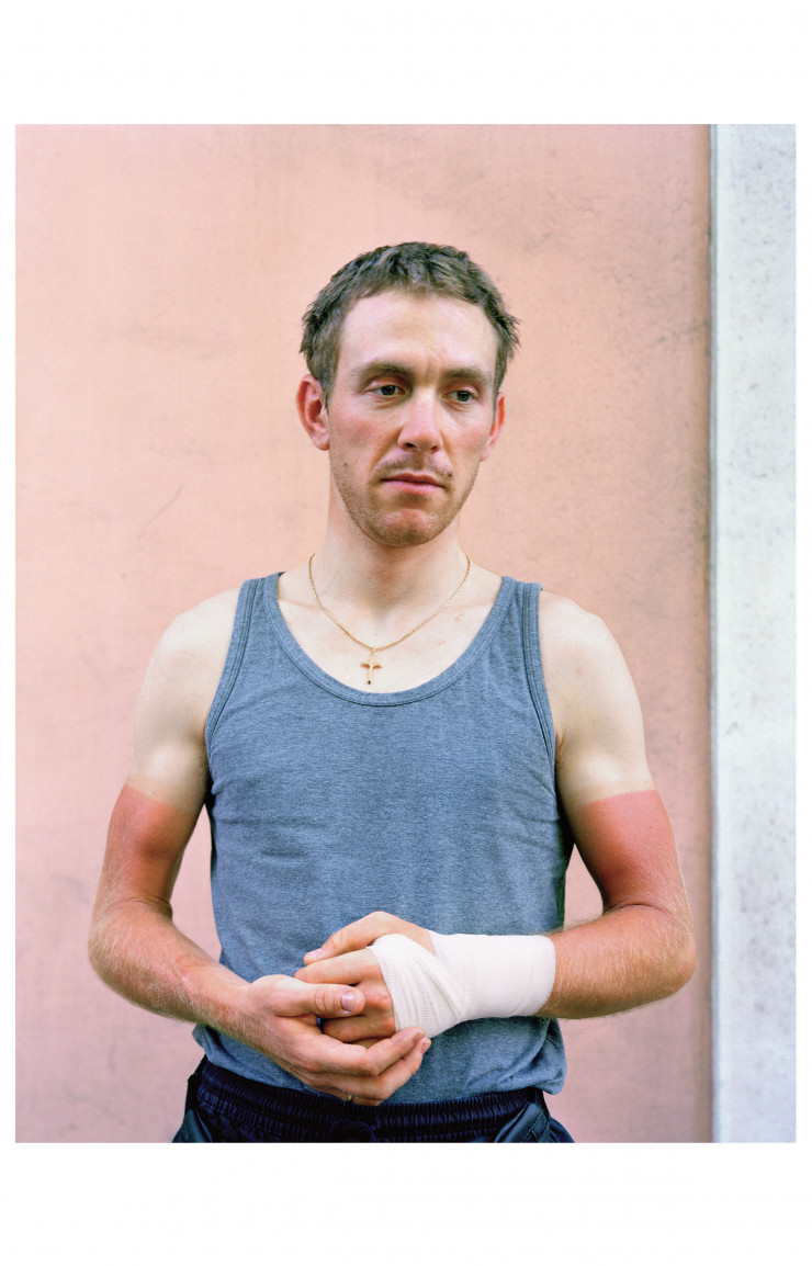 Le cycliste, série Ceux qui ont la foi, 2003. Avec l’aimable autorisation de l’artiste.