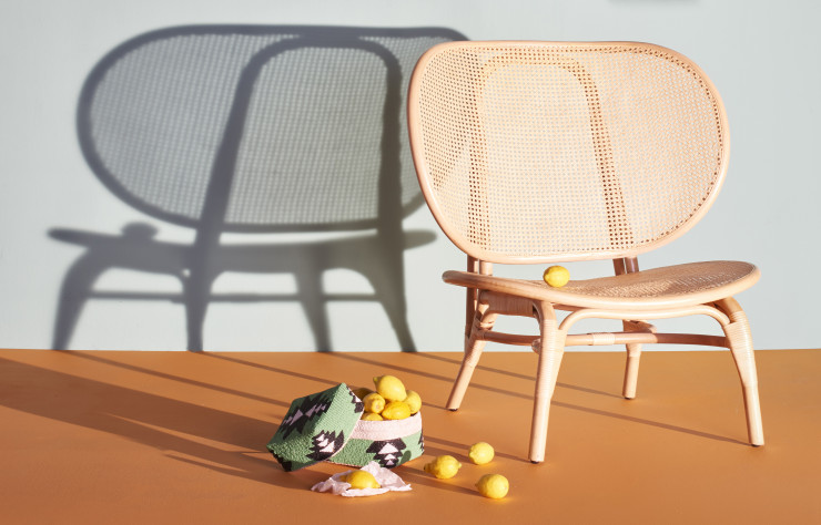 Au sol, peinture « Charlotte’s locks ». Farrow & Ball.