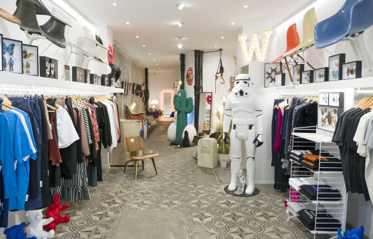 Design, mode et art contemporain s’articulent dans une sélection aussi éclectique que pointue.