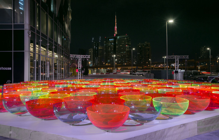 « Aglow », une installation de la Britannique Liz West.
