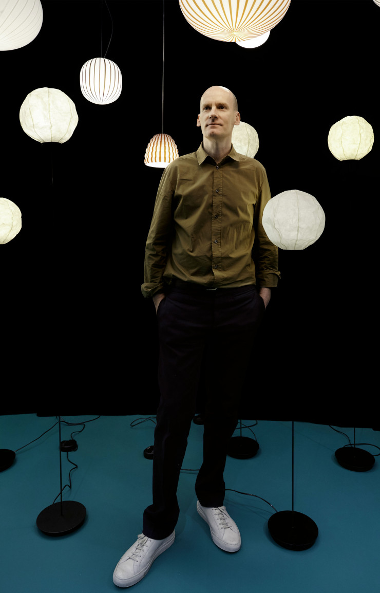 Sebastian Wrong lors du salon de Milan 2018.