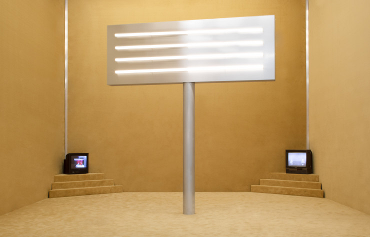 Installation de Dessuant Bone.