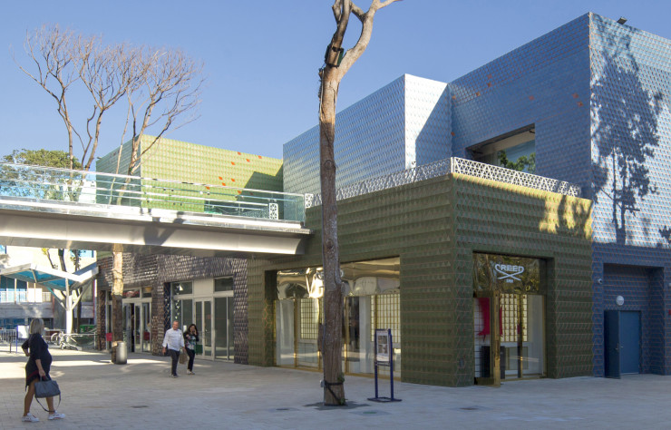Face à Paradize Plaza, le projet s’intègre dans un complexe commercial de 100 000 m2.