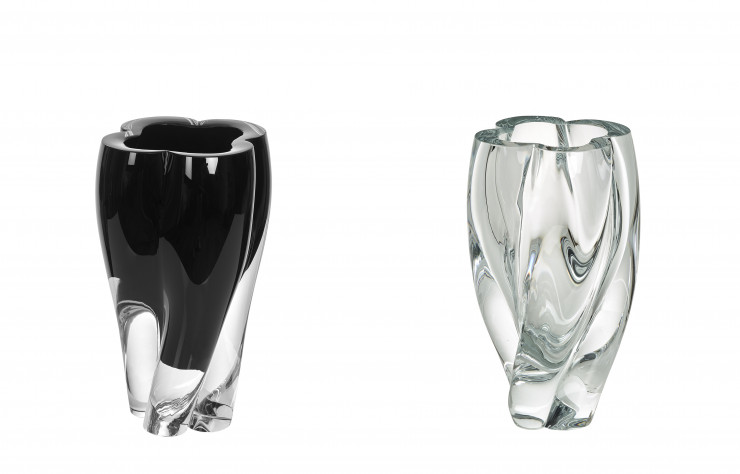 Vases Blossom de Tokujin Yoshioka (Louis Vuitton).
