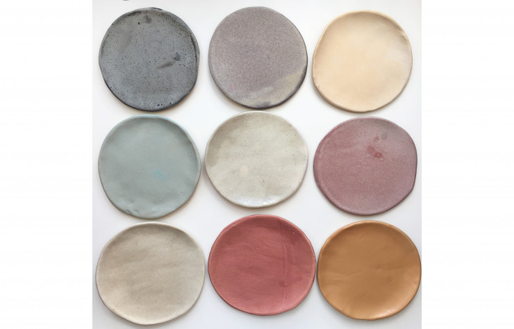 Les assiettes de Marion Graux portent la trace de sa main.