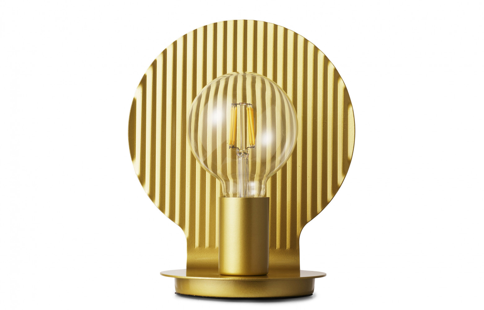 5/ Lampe à poser ou murale Plate en acier embouti, 190 €. Normann Copenhagen.