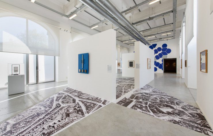Vue de l’exposition « Madrid, Octobre 1968 » au FRAC Centre.