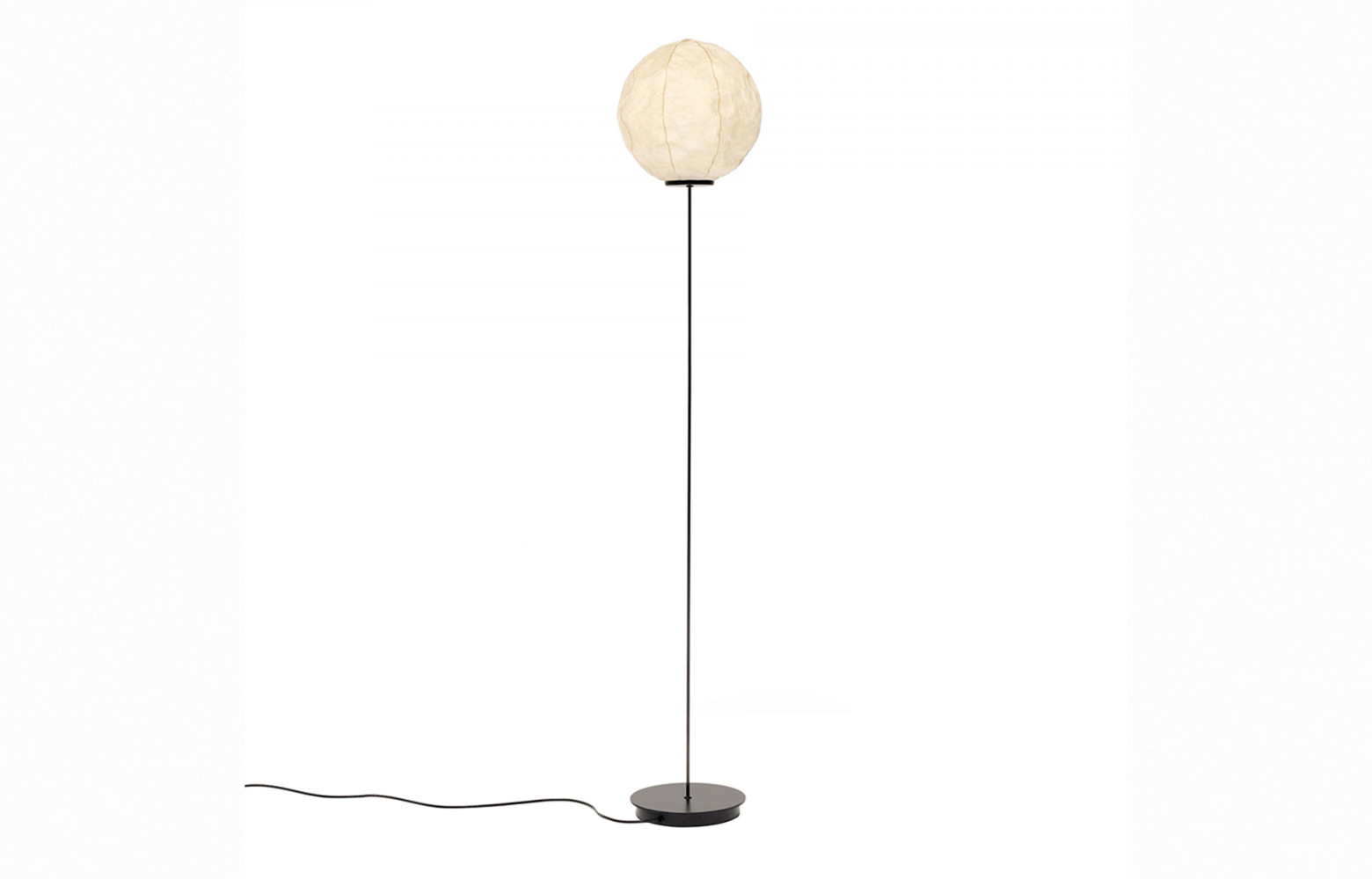 7/ Lampadaire « Cho Light » en papier washi, design Dimitri Bähler, 1 080 €. Established & Sons.