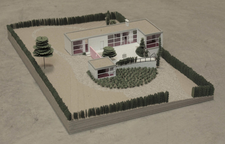 La villa réunit un bâtiment en L et un pavillon destiné à recevoir des invités.