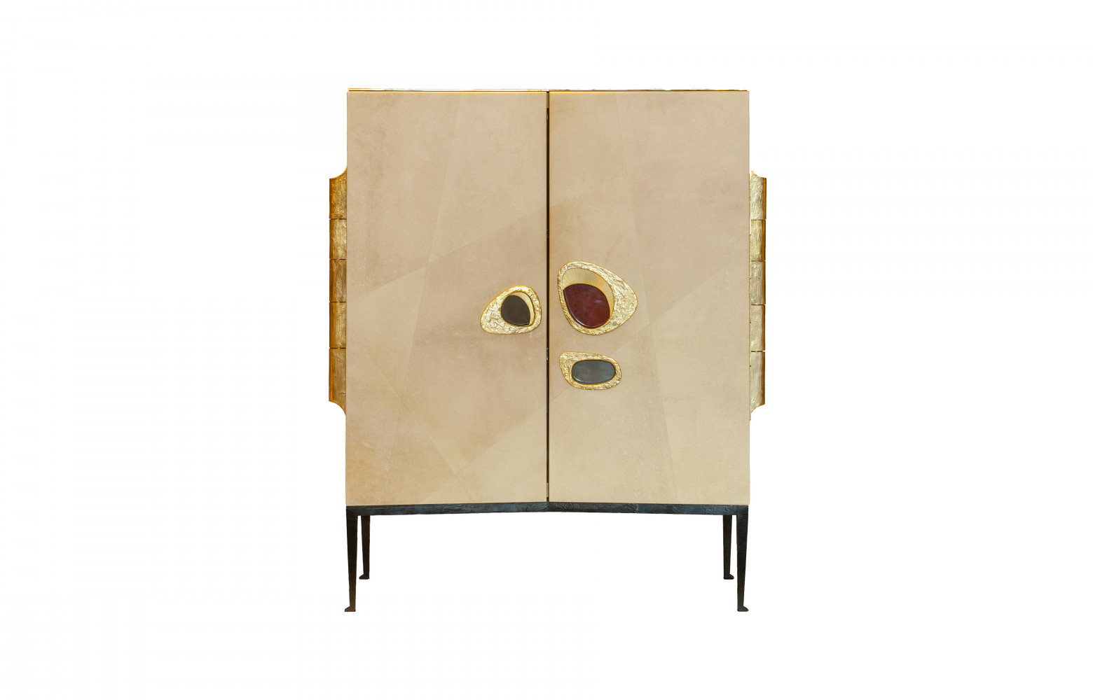 Bar « Nerone », portes en noyer et arrière en marbre, étagères en verre et structure en bronze moulé...