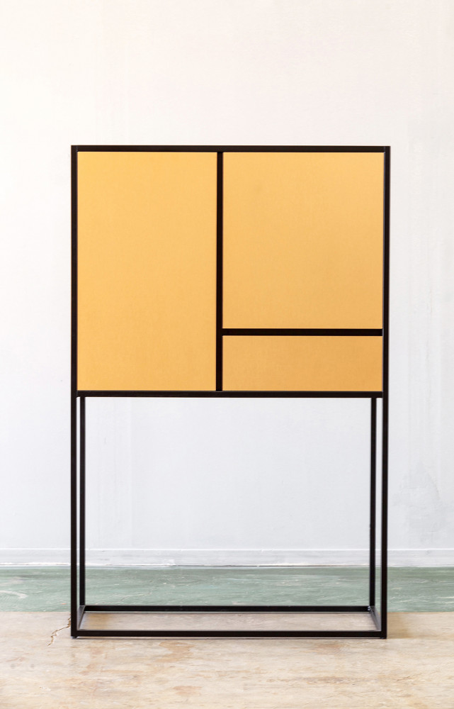 Minibar « VGL », structure en métal, portes en aluminium, intérieur laqué et finitions en cuivre, design Vasso Panagopoulou,...