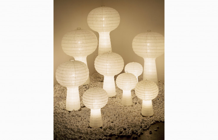 The Porcini Family de Jasper Morrison (2005). Fabriquée par Asano (Gifu, Japon).