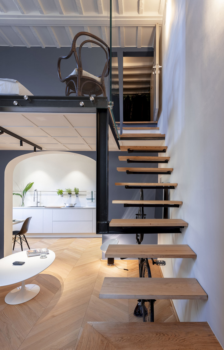 Une arche, un garde-corps vitré ou escalier sans contremarche… Tous les moyens sont bons pour laisser filer le regard et augmenter la sensation d’espace.