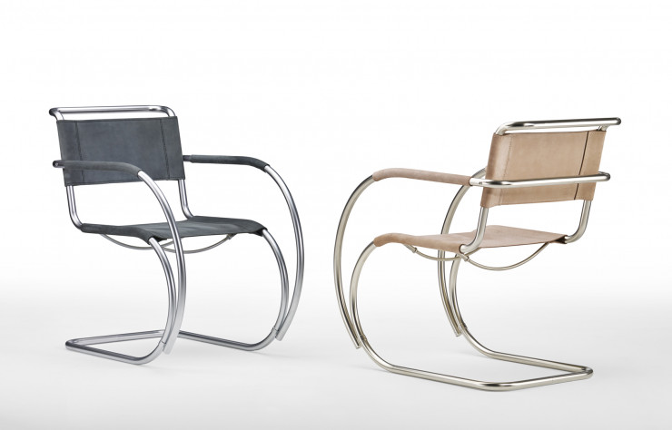 Le duo de jeunes designers allemands, Eva Marguerre et Walter Besau, a réinterprété pour Thonet le cultissime fauteuil S 533 F.