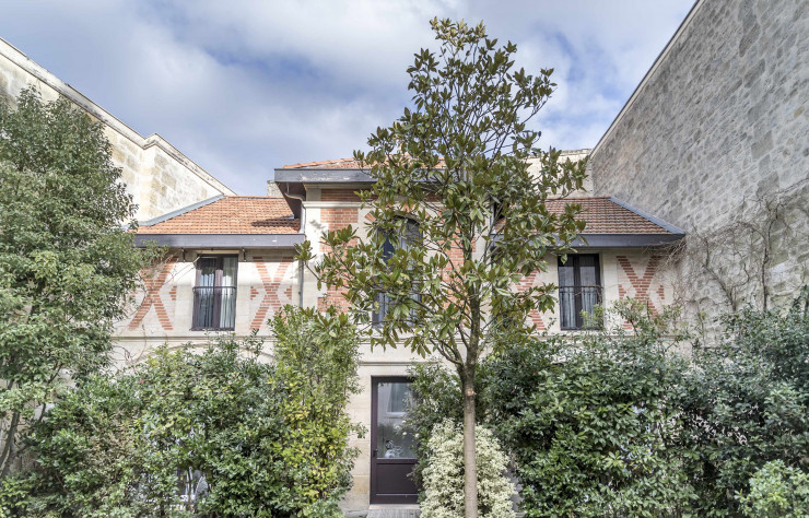 Les anciennes écuries de l’hôtel particulier accueillent aujourd’hui l’une des quatre suites de l’Yndo.