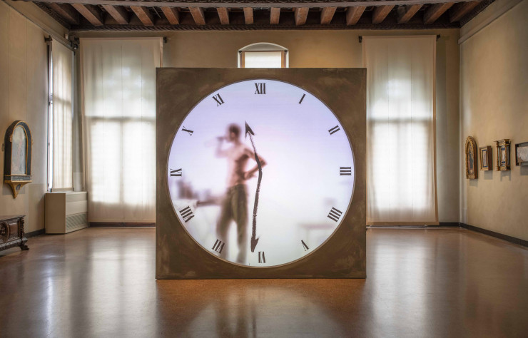 Horloge habitée de Maarten Baas.