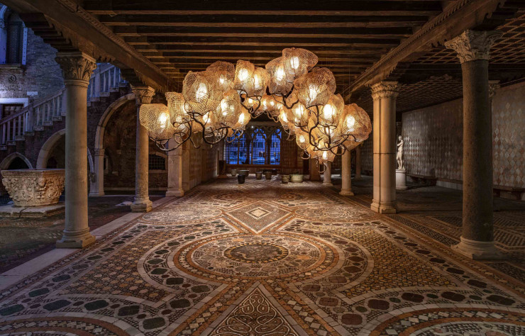 Installation « Inside a forest » de Nacho Carbonell.
