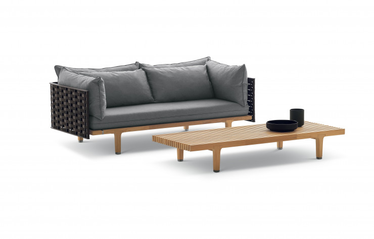 Jean-Marie Massaud convie le teck et la corde tressée pour la collection « Sealine ».