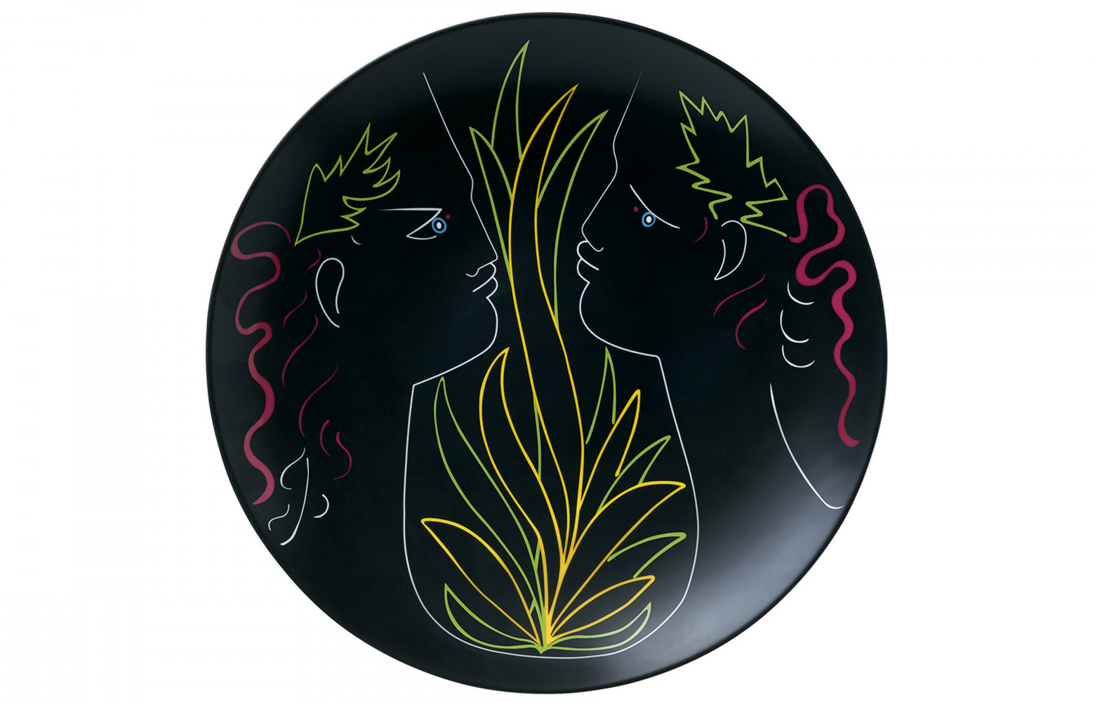 Assiette Coupe Orphée et Eurydice, en porcelaine, dessin de Jean Cocteau, 150 €. Raynaud.