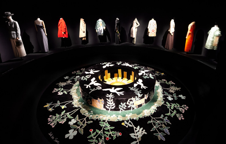 Limited Edition a collaboré avec le créateur de mode Dirk Van Saene lors d’une exposition consacrée à l’artiste Rick Wouters au MoMu – musée de la mode – d’Anvers.