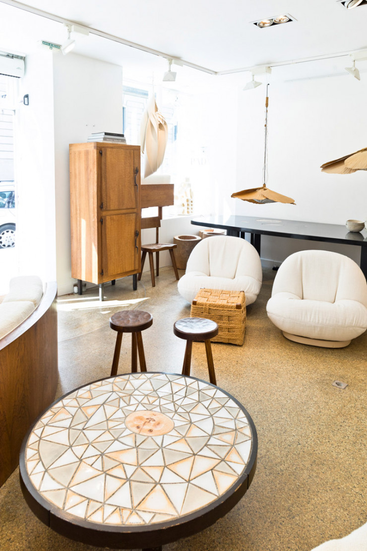 Table basse « Soleil » de Roger Capron.