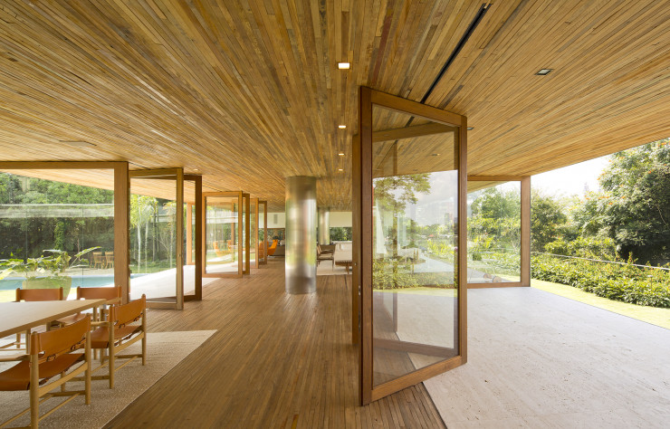 Villa Geneses (São Paulo, 2011).
