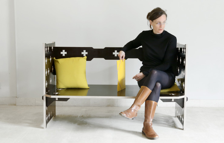 …qui se transforme en assise en un tournemain.