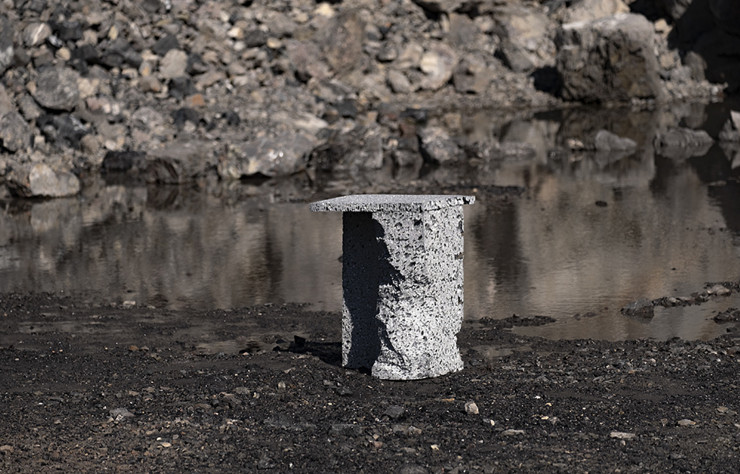 Table d’appoint du Studio Furthermore.