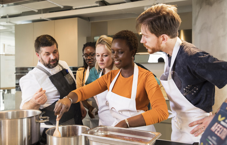 L’école de cuisine La Scuola, ouverte à tous, invite à découvrir la gastronomie italienne.